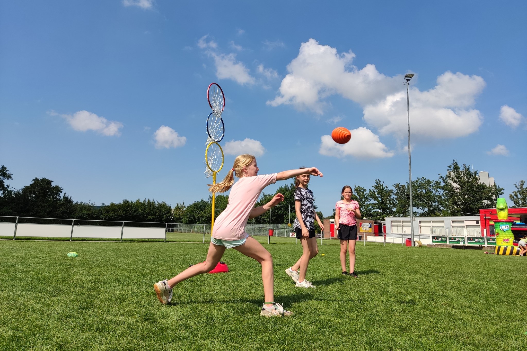 Sportdag lagere school verschillende sporten